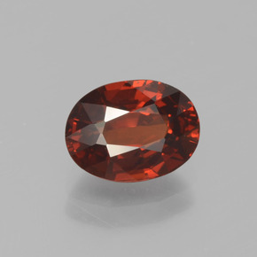 Granada espessartita Vermelho Sangue Profundo Natural 1.92ct, Corte Oval, VS