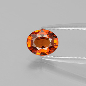 Granada espessartita Laranja Natural 0.77ct, Corte Oval, VVS