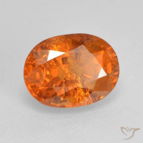 Granada espessartita Laranja Médio Natural 0.97ct, Corte Oval, SI