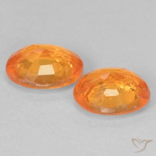 Pedras preciosas de Granada espessartita Laranja brilhante natural de 0.97 ct, oval, VS