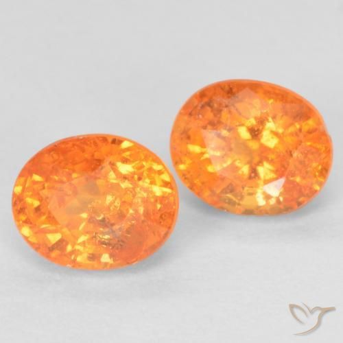 Pedras preciosas de Granada espessartita Laranja brilhante natural de 1.33 ct, oval, VS-SI