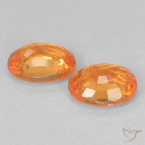 Pedras preciosas de Granada espessartita Laranja brilhante natural de 0.93 ct, oval, VS