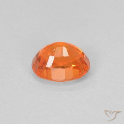 Granada espessartita fogo laranja Natural 0.54ct, oval, VS