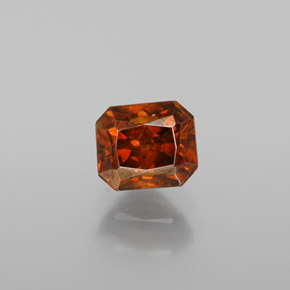 Esfalerita laranja natural 0,85ct, corte esmeralda, VS