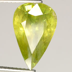 Esfena verde natural 5,24ct, formato de pêra, SI
