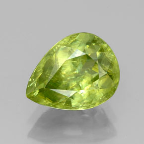 Esfena Verde amarelado Natural 2.64ct, Formato de pêra, SI