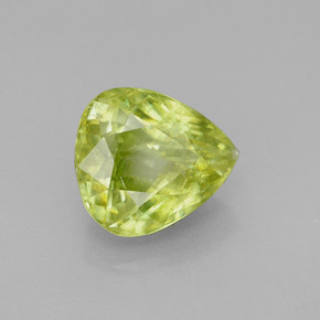 Esfena verde natural 3,30ct, formato de pêra, SI