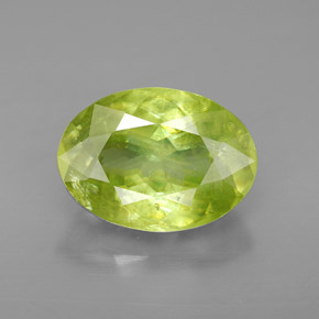 Esfena verde natural 3,86ct, corte oval, SI