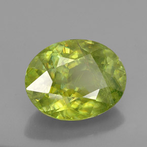Esfena verde natural 2,68ct, corte oval, SI