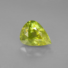 Esfena verde natural 2,47ct, formato de pêra, SI