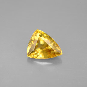Esfena amarelo natural 1,52ct, trillion, VS