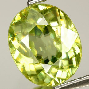 Esfena multicolorido natural 1,76ct, corte oval, VVS