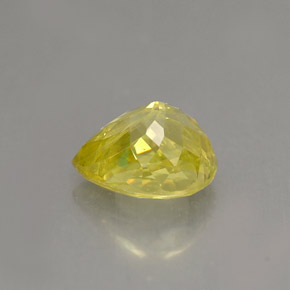Esfena amarelo natural 1,46ct, formato de pêra, VS