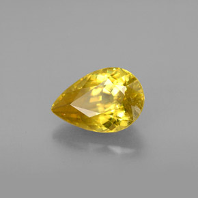 Esfena amarelo natural 1,53ct, formato de pêra, VS