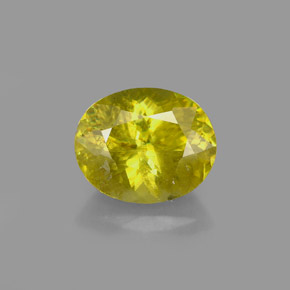 Esfena verde natural 1,74ct, corte oval, VS-SI