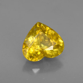 Esfena amarelo natural 1,62ct, formato de coração, VS-SI