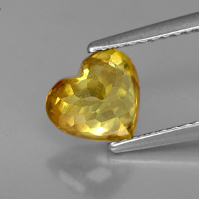 Esfena amarelo natural 1,62ct, formato de coração, VS-SI