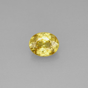 Esfena amarelo natural 0,75ct, corte oval, VS
