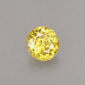 Esfena amarelo natural 0,53ct, corte redondo, VS
