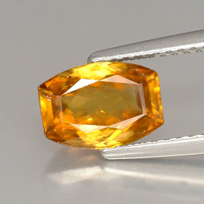 Esfena laranja natural 1,49ct, forma extravagante, VS