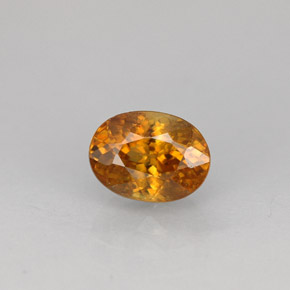 Esfena laranja natural 0,99ct, corte oval, VS