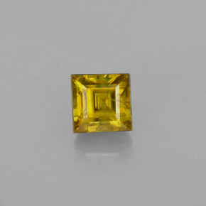Esfena amarelo natural 0,83ct, quadrado, VS