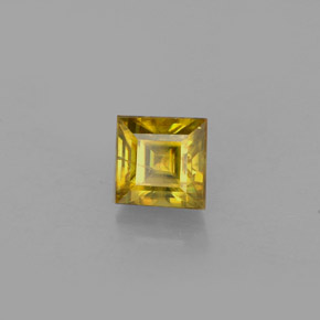 Esfena amarelo natural 0,83ct, quadrado, VS