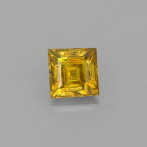 Esfena ouro natural 0,44ct, quadrado, VS