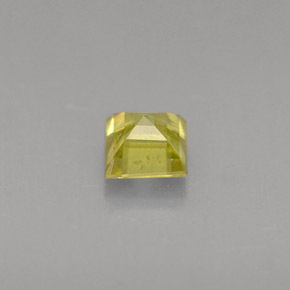 Esfena amarelo natural 0,36ct, quadrado, VS-SI
