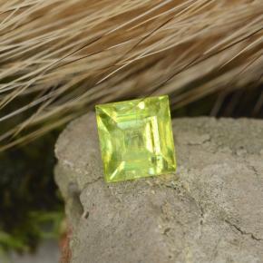 Esfena verde natural 0,57ct, quadrado, VS-SI