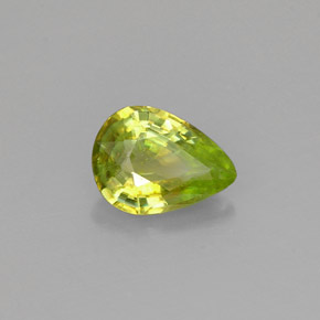 Esfena verde natural 0,67ct, formato de pêra, VVS-VS