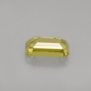 Esfena amarelo natural 1,25ct, corte esmeralda, VS