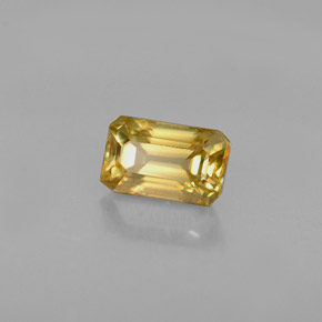 Esfena amarelo natural 0,63ct, corte esmeralda, VVS-VS