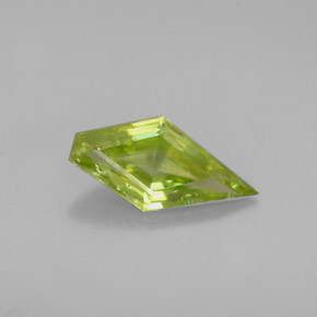 Esfena verde natural 1,23ct, forma extravagante, VS-SI