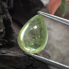 Esfena Verde amarelado Natural 2.24ct, Formato de pêra, Transparente