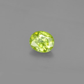 Esfena verde natural 1,33ct, corte oval, SI