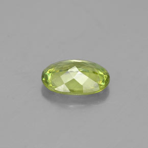 Esfena verde natural 0,84ct, corte oval, VVS-VS