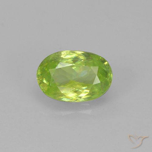 0.85ct Natural Luz verde Esfena, oval, Opaco