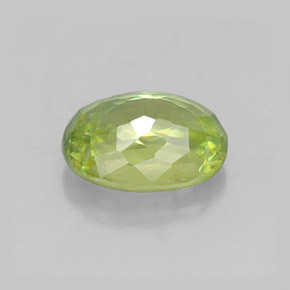 Esfena verde natural 1,07ct, corte oval, VVS-VS