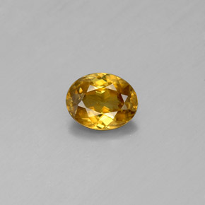 Esfena amarelo natural 0,53ct, corte oval, VVS-VS