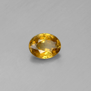 Esfena amarelo natural 0,53ct, corte oval, VVS-VS