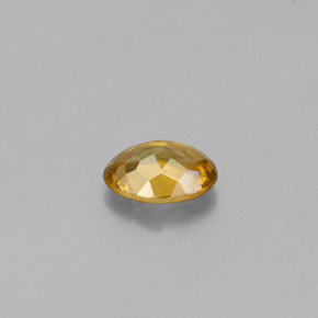 Esfena amarelo natural 0,53ct, corte oval, VVS-VS