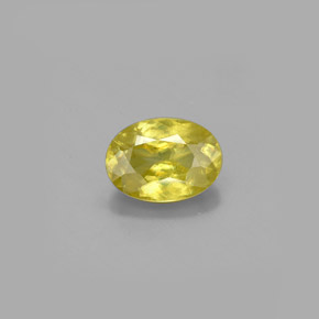 Esfena ouro natural 0,92ct, corte oval, VS-SI