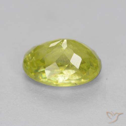 Esfena amarelo médio Natural 1.22ct, oval, VS-SI