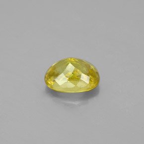 Esfena amarelo natural 1,16ct, corte oval, VS-SI