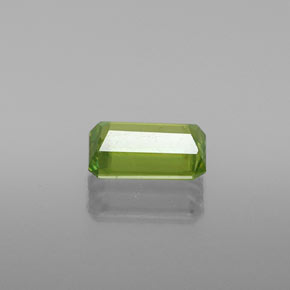 Esfena verde natural 1,08ct, corte esmeralda, VS