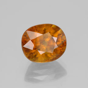 Esfena amarelo natural 4,56ct, corte oval, SI