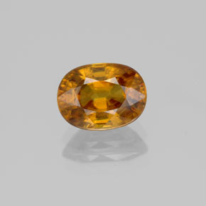 Esfena amarelo natural 2,40ct, corte oval, SI