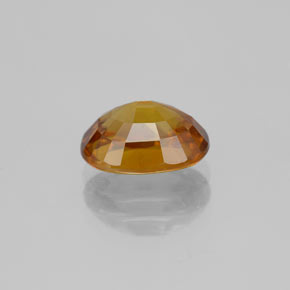 Esfena amarelo natural 2,40ct, corte oval, SI