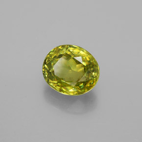 Esfena verde natural 1,82ct, corte oval, VS